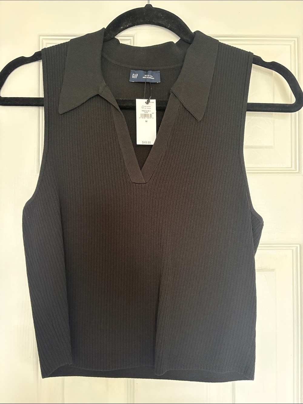 GAP Ribbed Sleeveless Polo Tank Top in Black